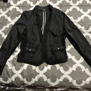 Half zip lightweight jacket